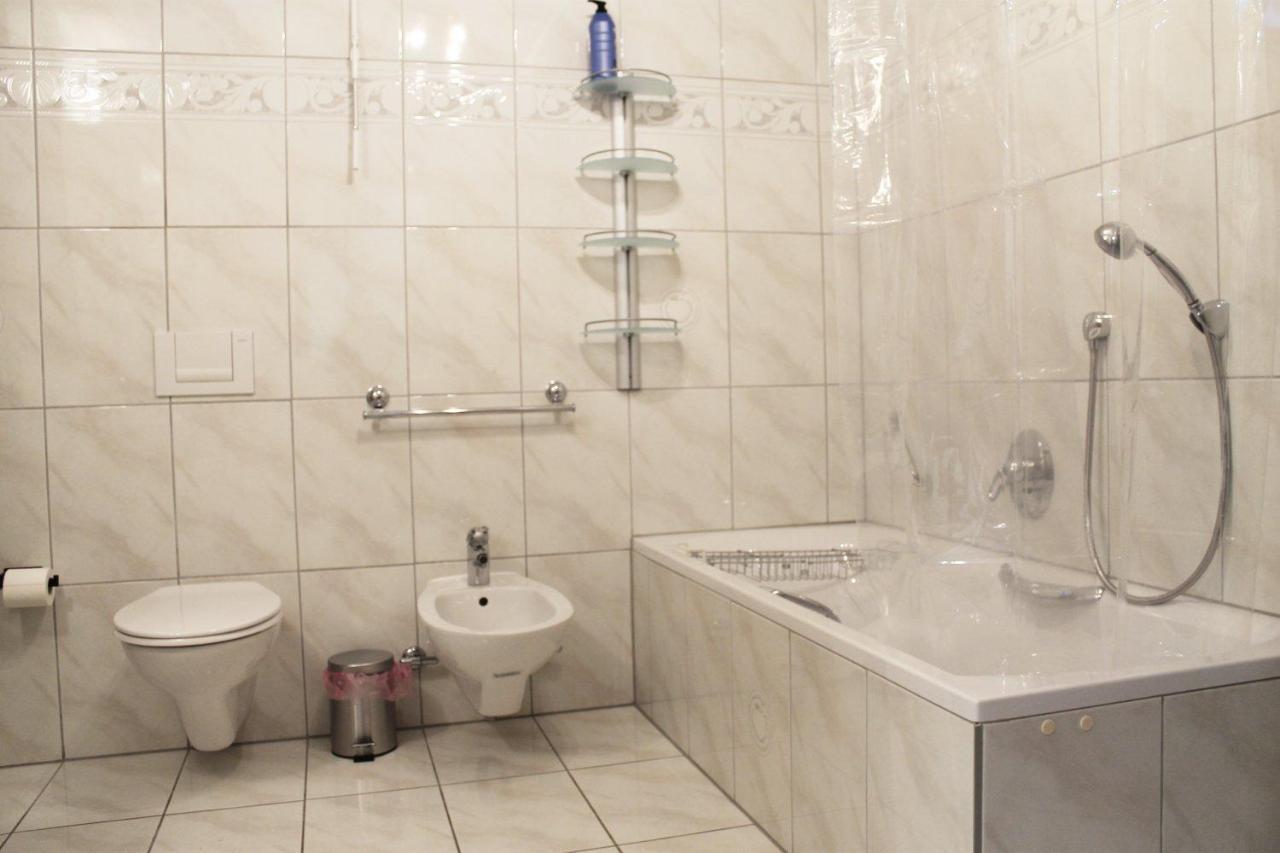 Spacious Apartment In Industrial Area Ludwigsburg Bagian luar foto