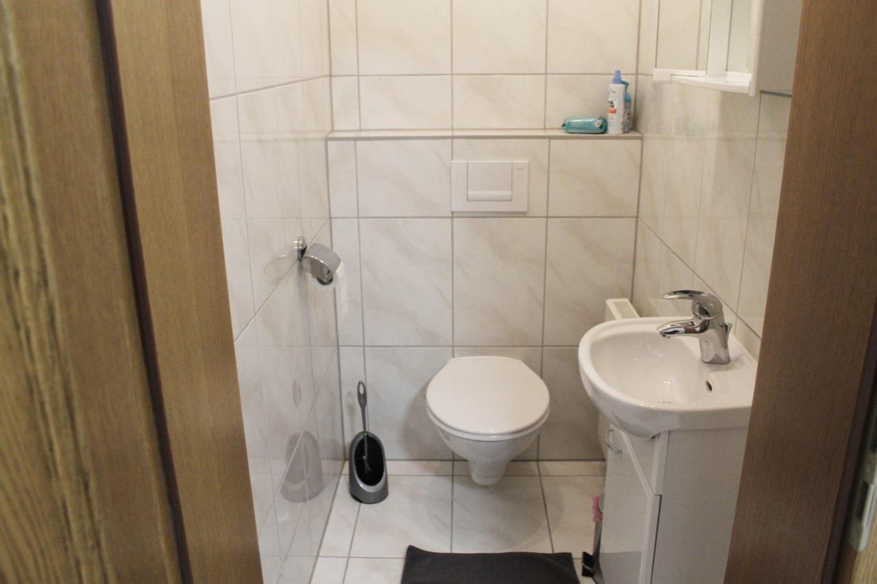 Spacious Apartment In Industrial Area Ludwigsburg Bagian luar foto
