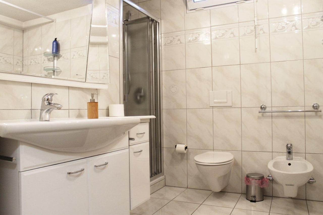 Spacious Apartment In Industrial Area Ludwigsburg Bagian luar foto